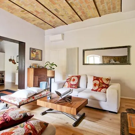Daire Trastevere Romantic Luxury *